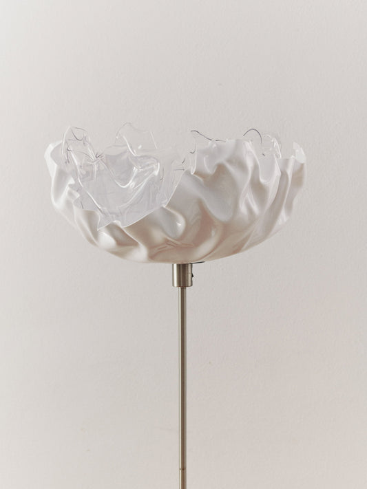 Invisible White 3 - Lampadar