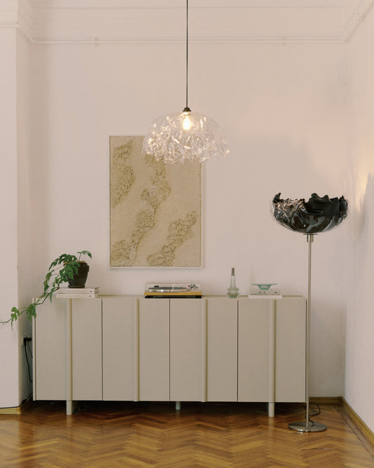 Invisible Black 2 - Lampadar