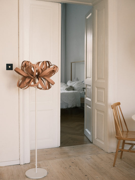 Woody Pink - Lampadar