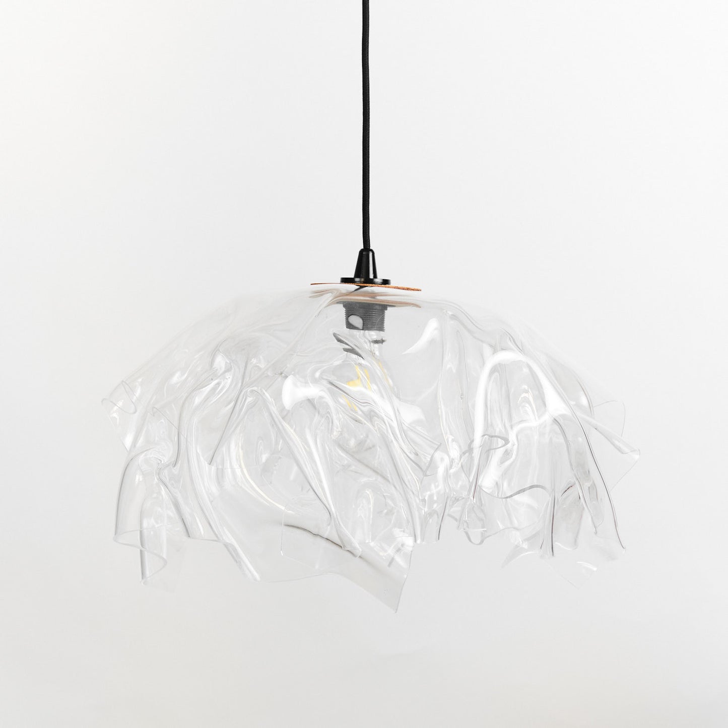 lampa handmade moderna - adauga personalitate spatiului tau