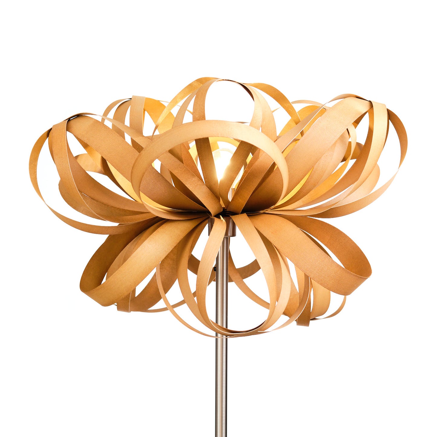 Lampa creata manual din furnir - adauga personalitate spatiului tau
