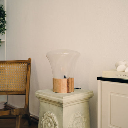 Lampi din sticlă suflată - Frumusețe și lumină ambientala într-un singur obiect
