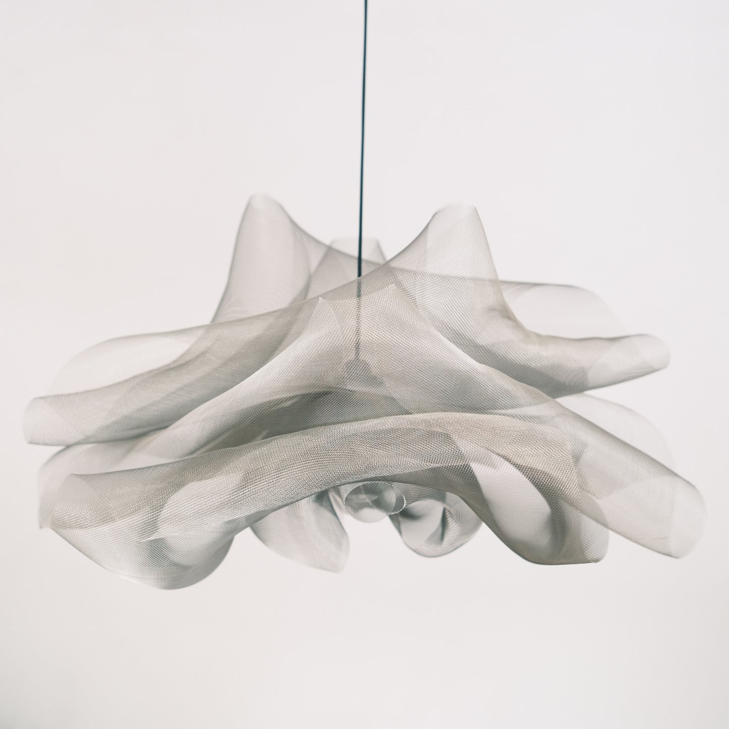 Lampi moderne din metal - Iluminare ambientala si contemporană pentru biroul tau